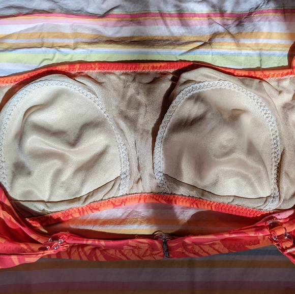 Vintage Orange & Red Hibiscus Floral Bikini Top - Picture 8 of 10